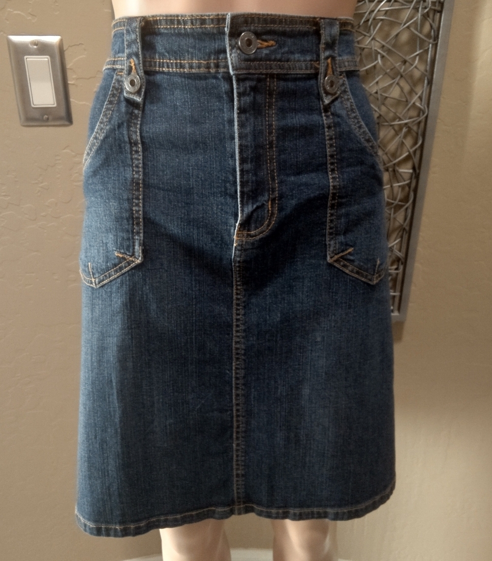 Classic Dark Blue Denim Skirt - Women's - Picture 2 of 7
